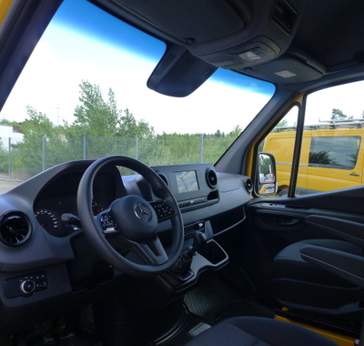 Mercedes-Benz Sprinter 11