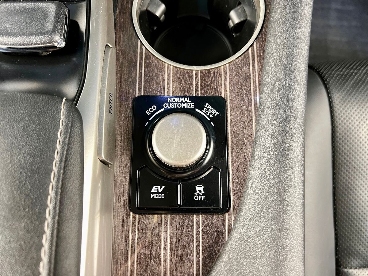 Lexus RX 450h SUV 3,5 l 193 kw