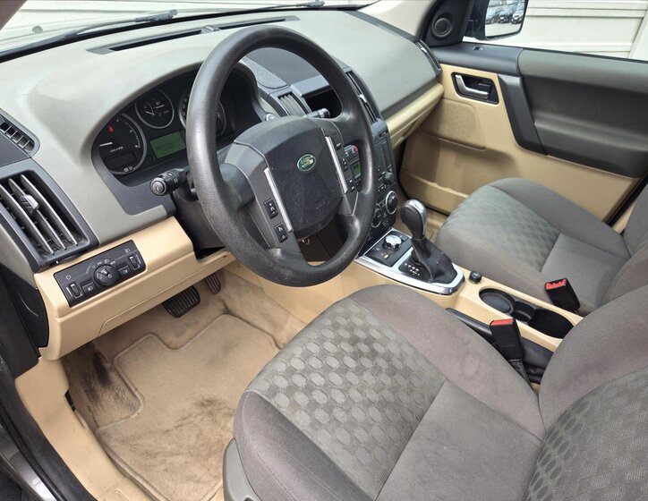 Land Rover Freelander SUV / Terénní 2,2 l 118 kw