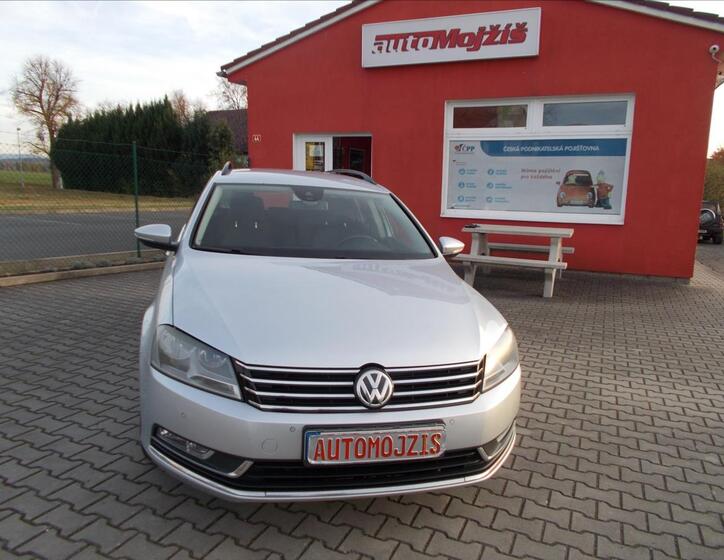 Volkswagen Passat 2