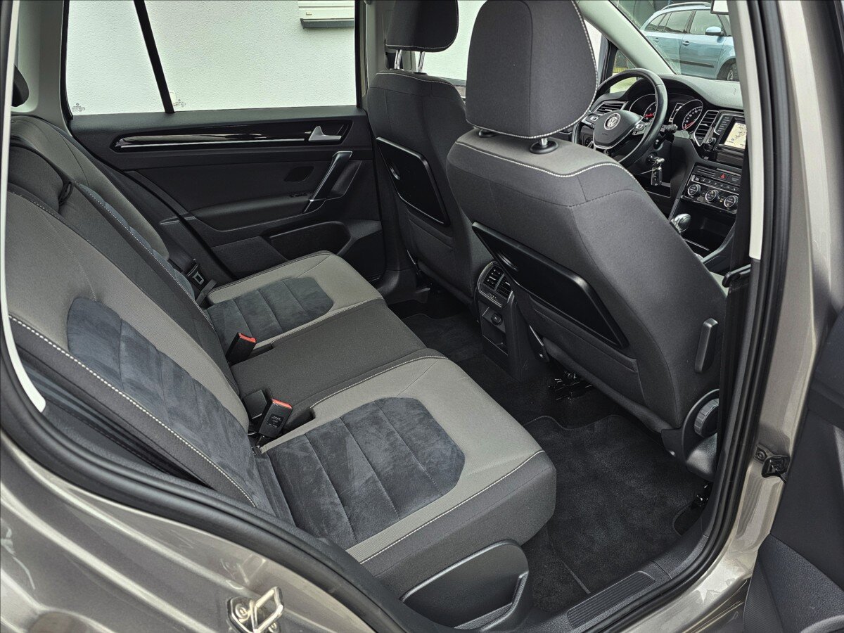 Volkswagen Golf Sportsvan