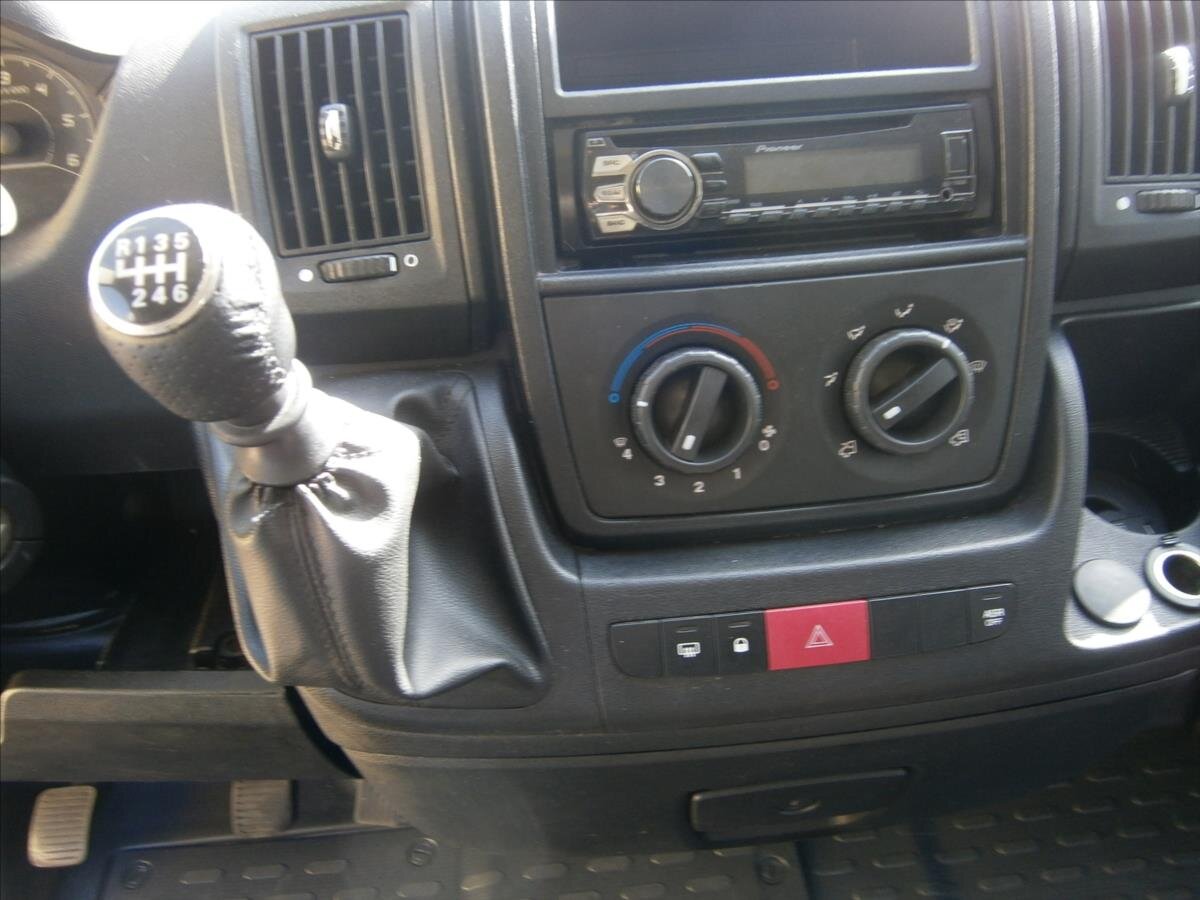 Peugeot Boxer Ostatní 2,2 l 81 kw