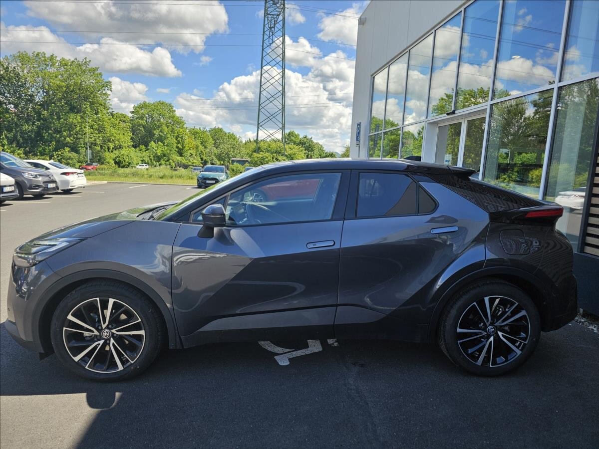 Toyota C-HR Hatchback 1,8 l 72 kw