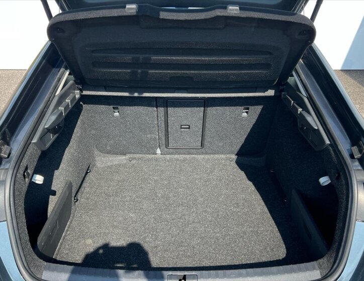 Škoda Octavia Sedan / Limuzína 1,5 l 110 kw