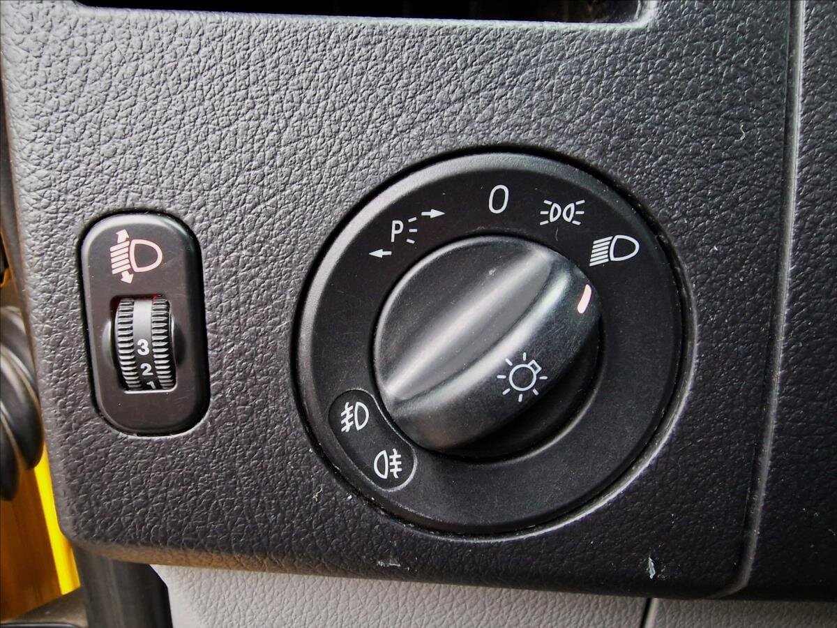 Volkswagen Crafter Skříň 2,0 l 100 kw