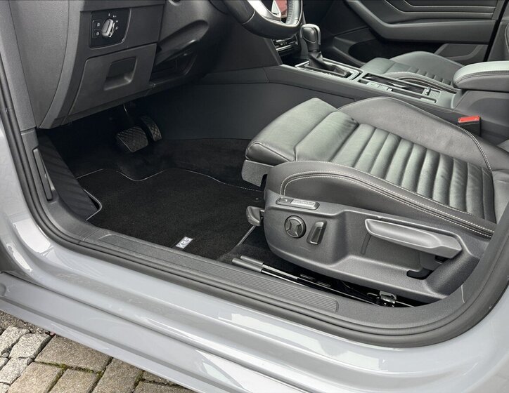 Volkswagen Passat Kombi 2,0 l 110 kw