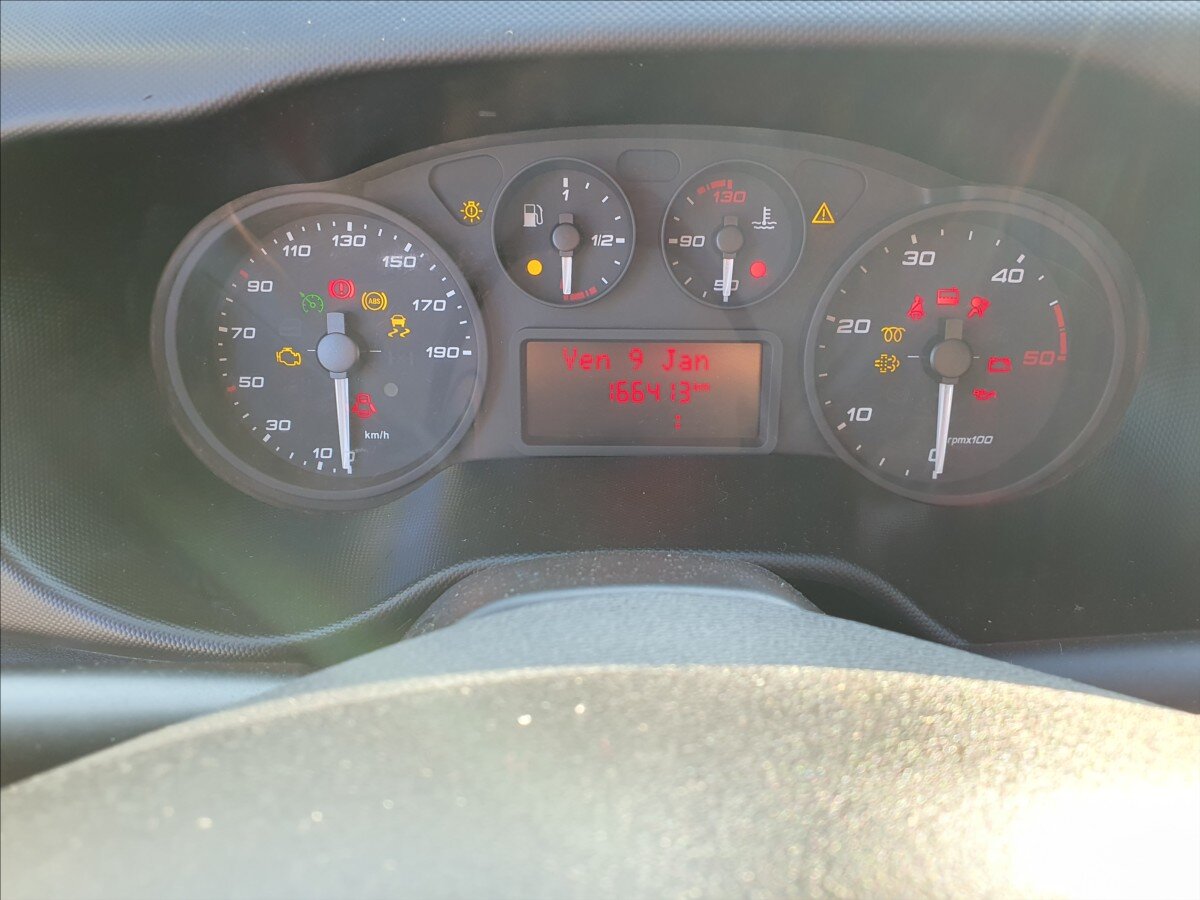 Iveco Daily Sklápěč 2,3 l 100 kw