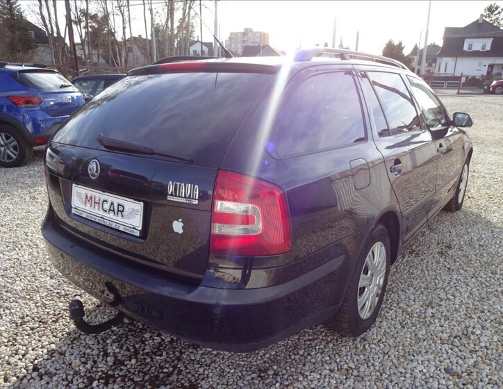 Škoda Octavia Kombi 2,0 l 103 kw