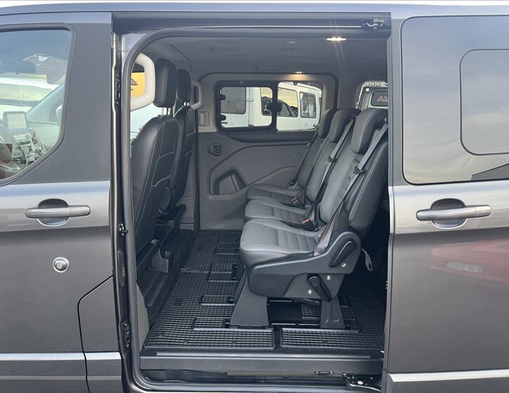 Ford Tourneo Custom Kombi 2,0 l 136 kw