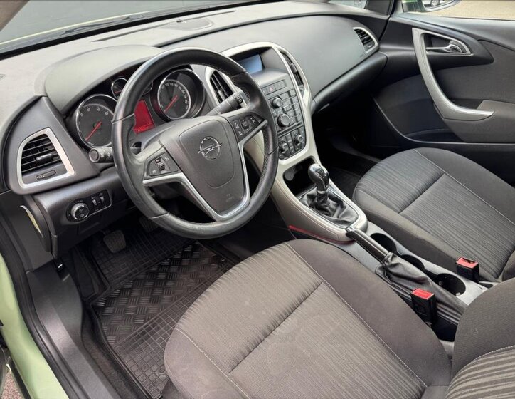 Opel Astra Hatchback 1,4 l 74 kw