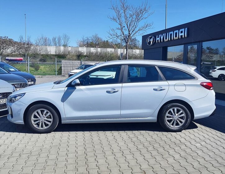 Hyundai i30 Kombi 1,4 l 103 kw