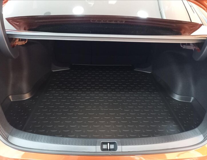 Toyota Corolla Sedan / Limuzína 1,8 l 72 kw