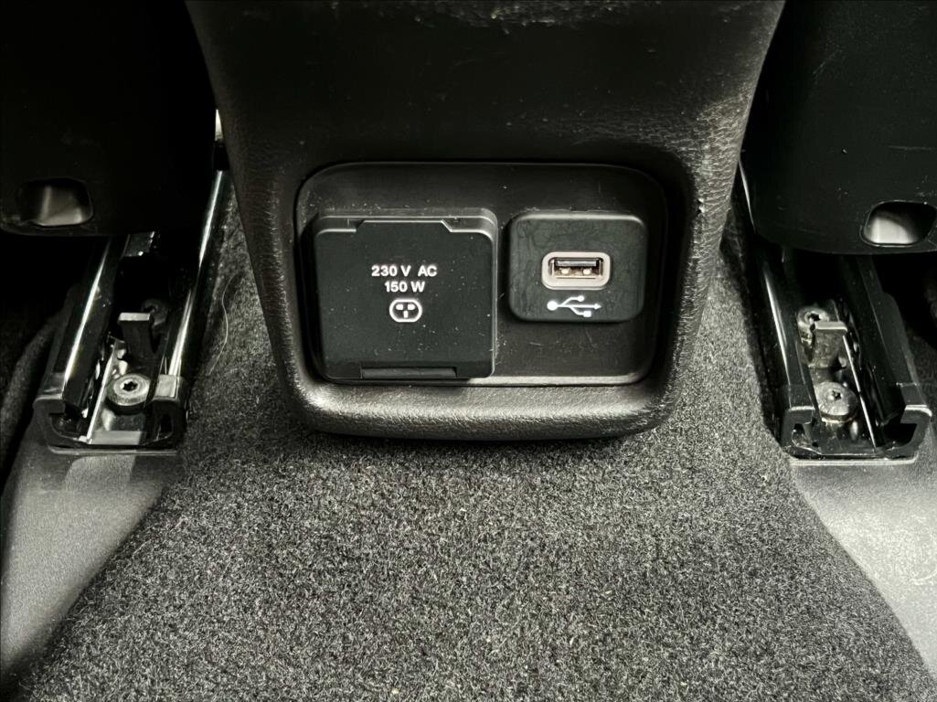 Jeep Compass SUV 1,4 l 103 kw