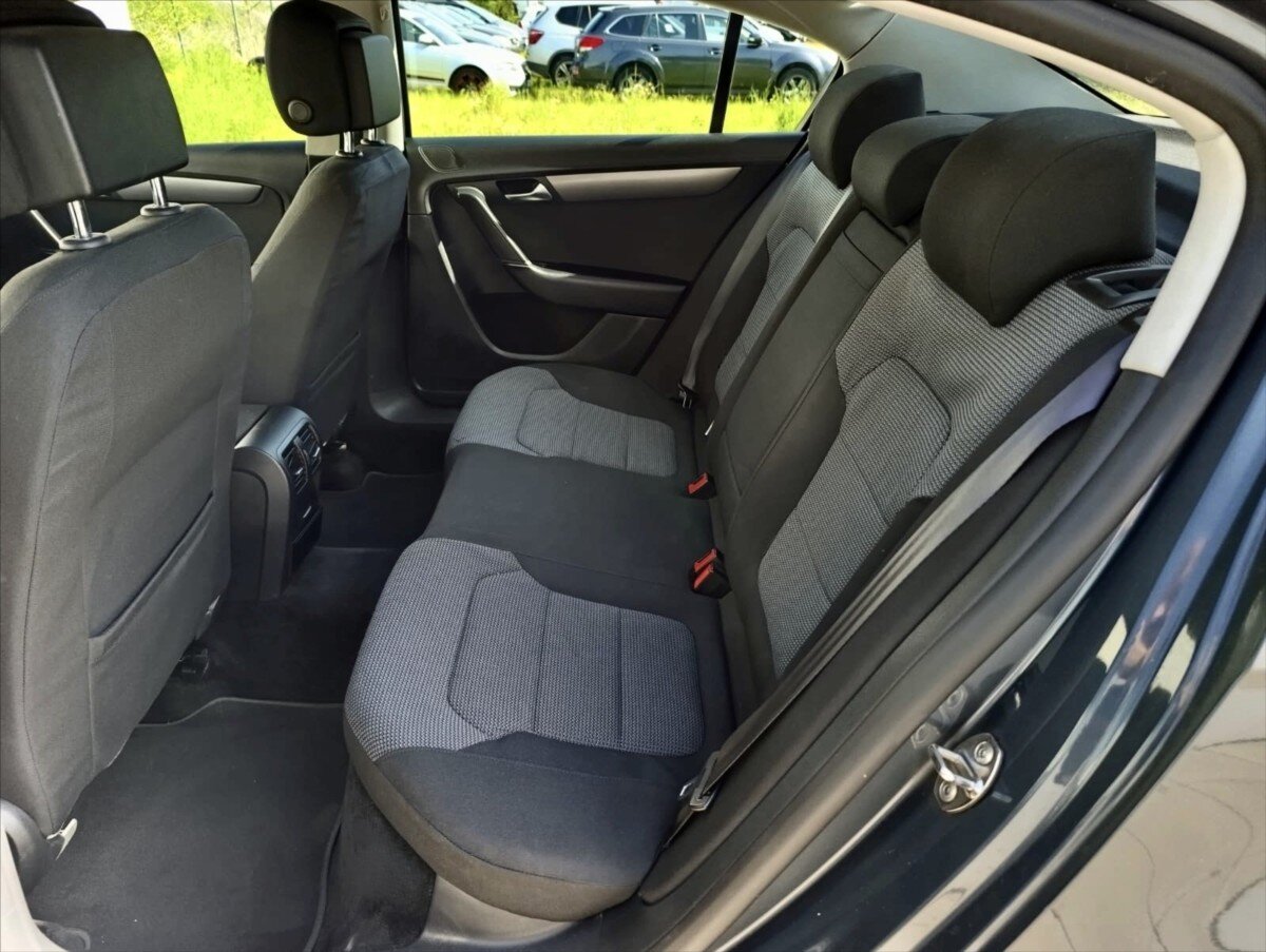 Volkswagen Passat Sedan 1,4 l 110 kw