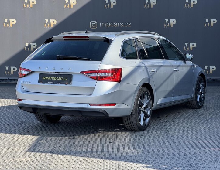 Škoda Superb Kombi 2,0 l 110 kw