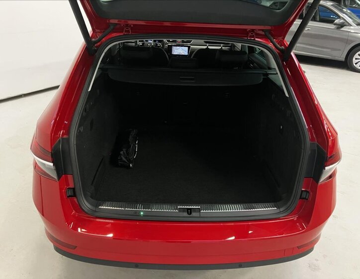 Škoda Superb Kombi 2,0 l 147 kw