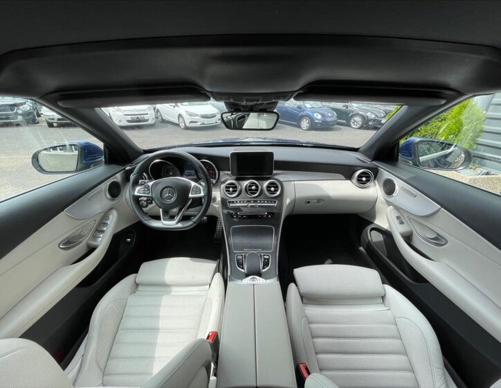 Mercedes-Benz Třídy C Kabriolet 2,1 l 125 kw