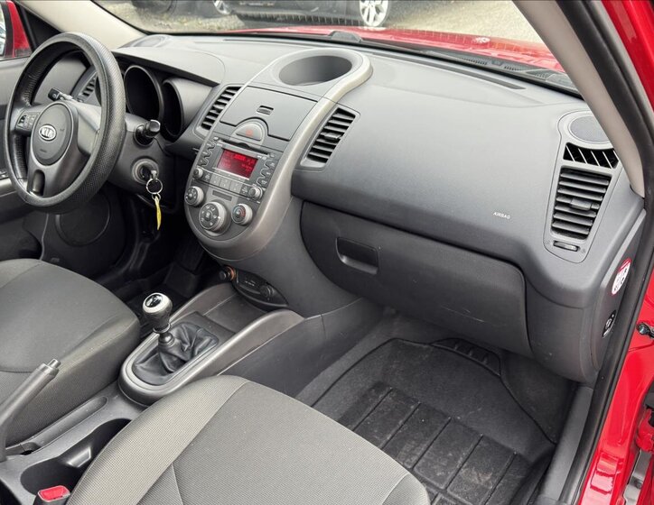 KIA Soul Hatchback 1,6 l 94 kw