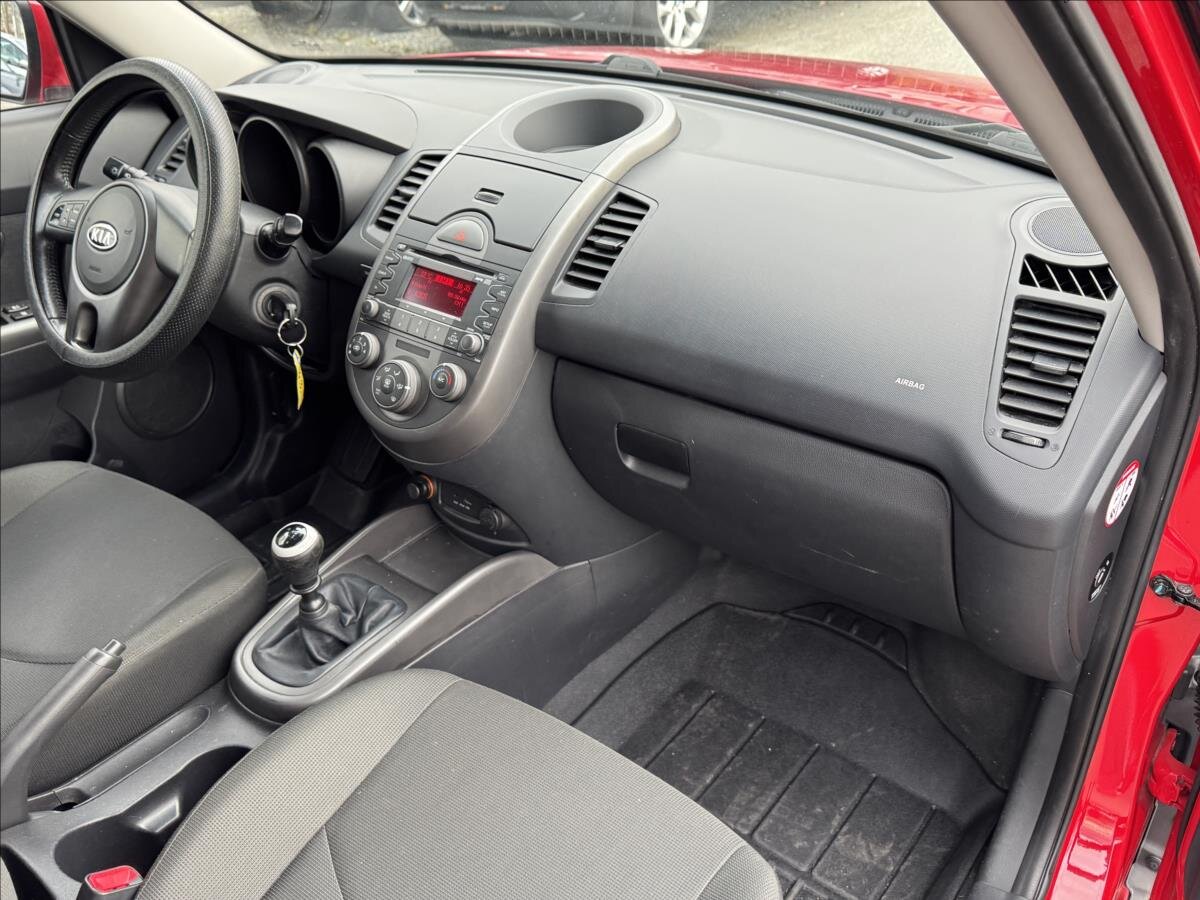 KIA Soul Hatchback 1,6 l 94 kw