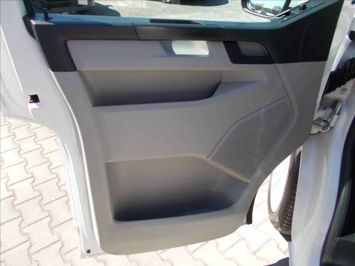 Volkswagen Caravelle MPV 2,0 l 110 kw