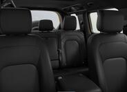 Land Rover Defender 7