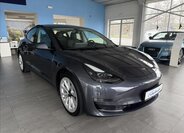 Tesla Model 3 Sedan / Limuzína 0,0 366 kw