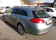 Opel Insignia Kombi 2,0 l 118 kw