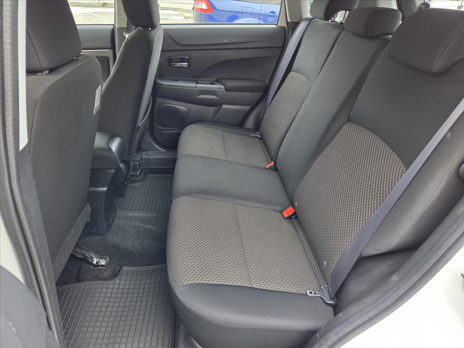 Mitsubishi ASX SUV / Terénní 1,6 l 84 kw