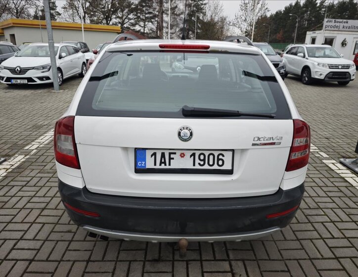 Škoda Octavia Kombi 2,0 l 103 kw