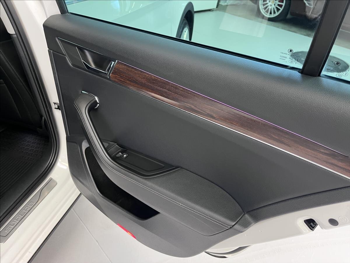 Škoda Superb Kombi 2,0 l 147 kw