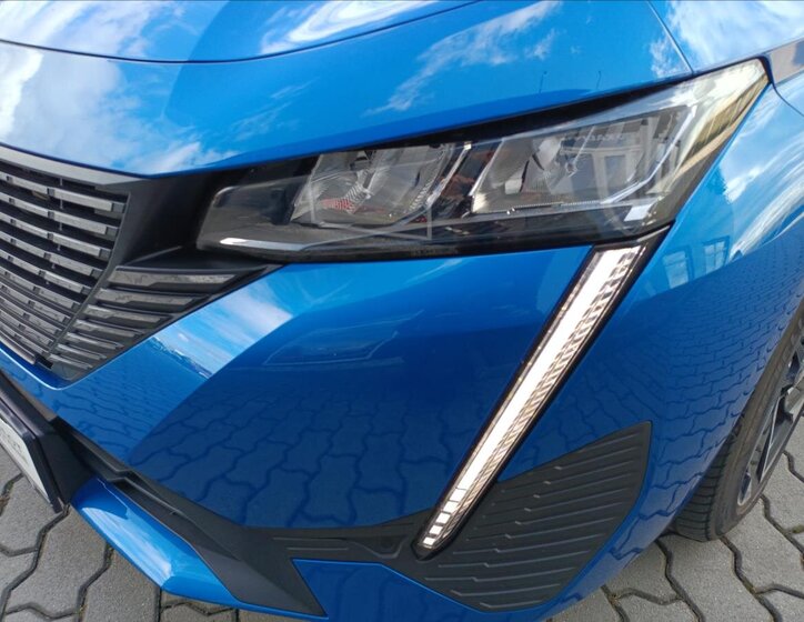 Peugeot 308 Hatchback 1,6 l 110 kw