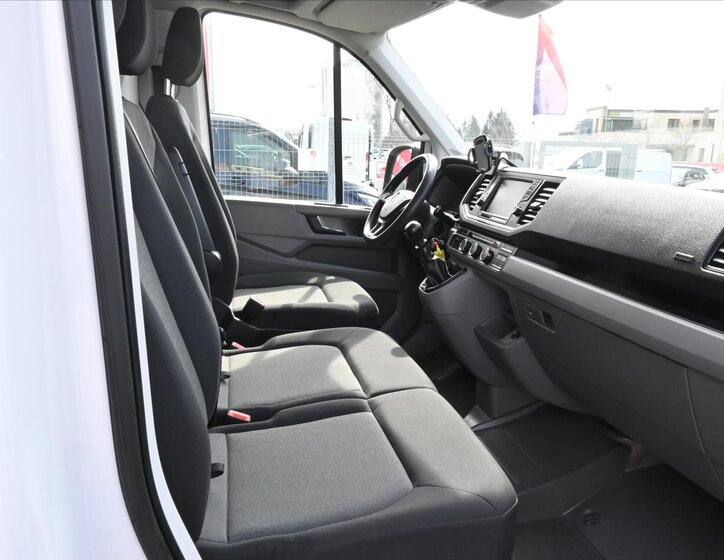 Volkswagen Crafter Skříň 2,0 l 103 kw