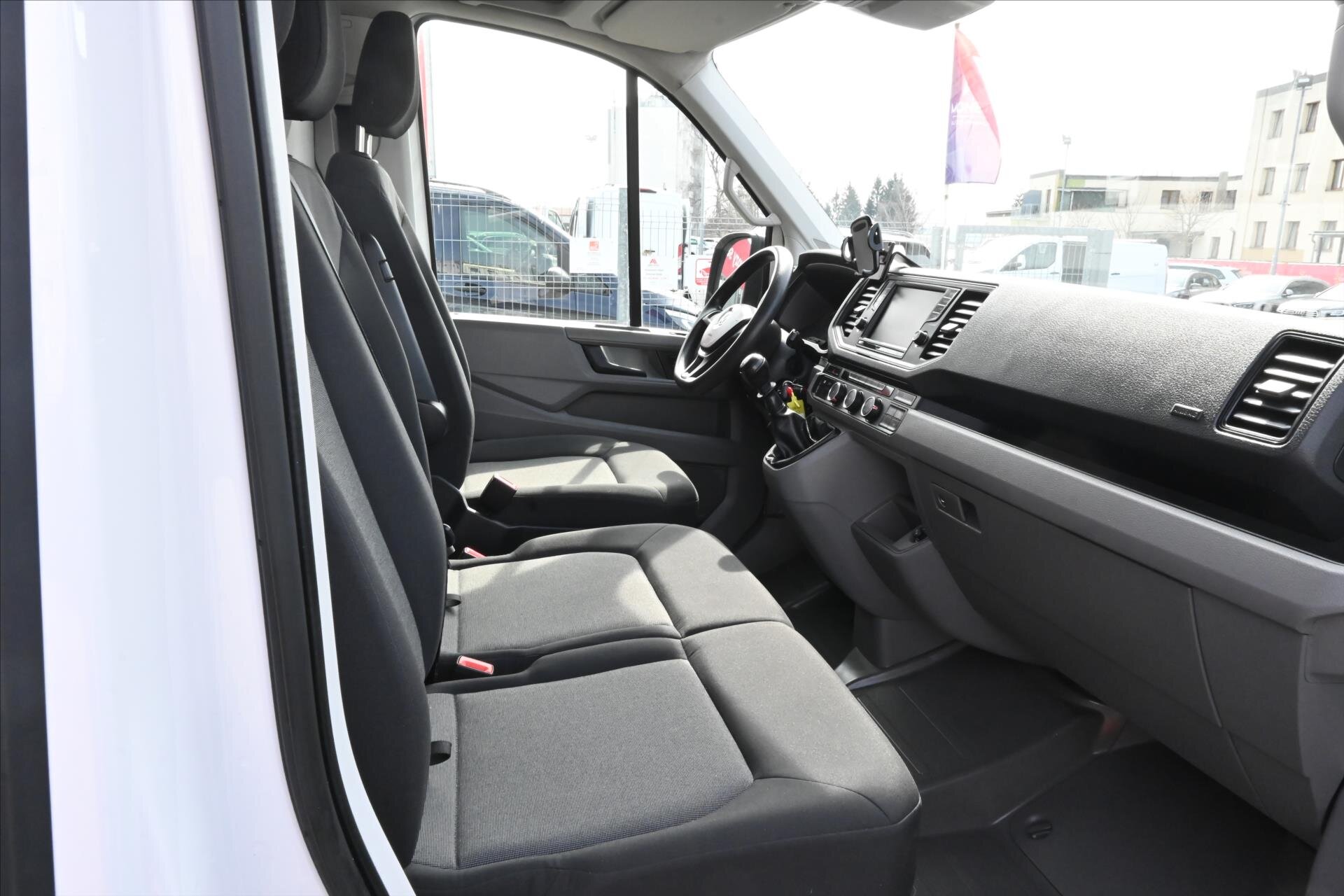 Volkswagen Crafter Skříň 2,0 l 103 kw