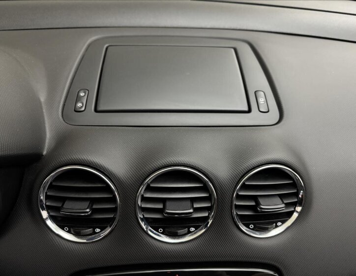 Peugeot 308 Kabriolet 1,6 l 82 kw