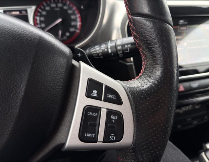 Suzuki Vitara SUV / Terénní 1,4 l 103 kw