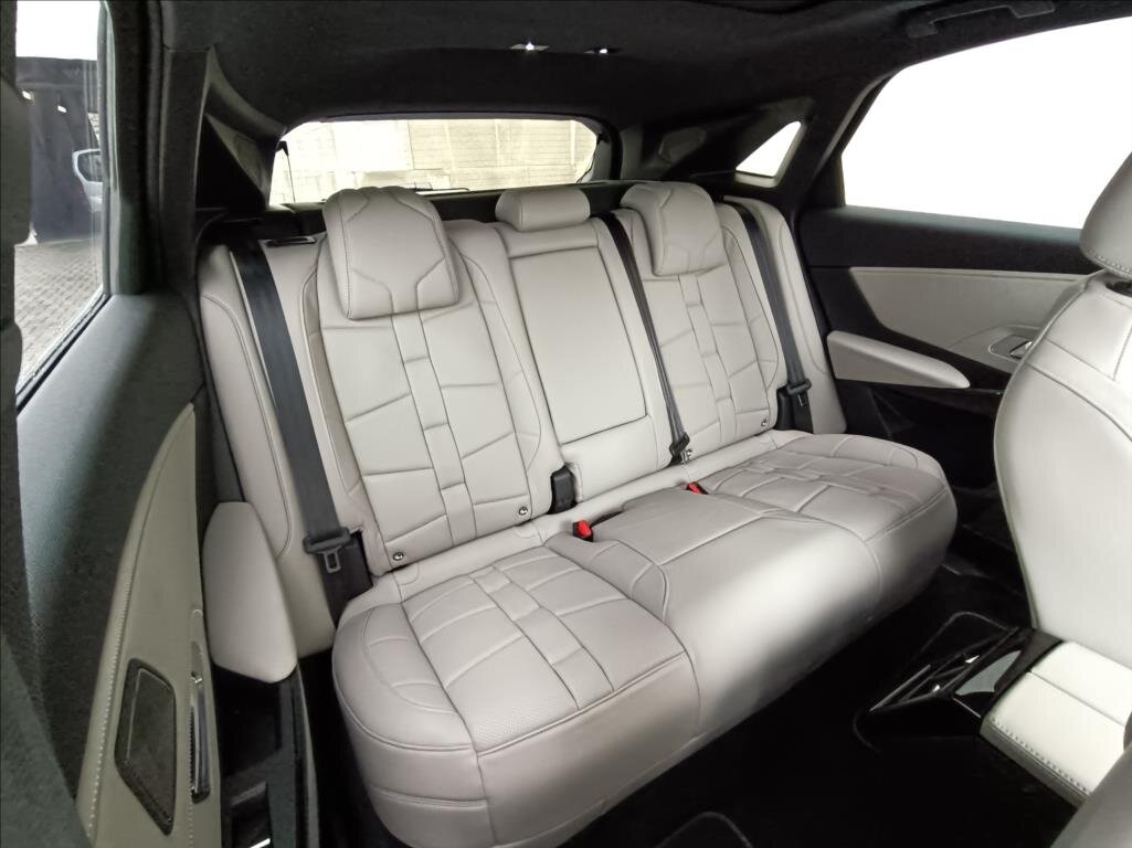 DS Automobiles DS7 Crossback