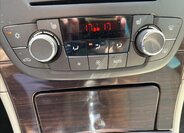 Opel Insignia Kombi 2,0 l 118 kw