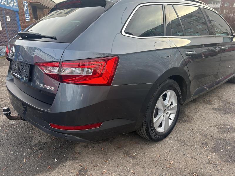 Škoda Superb