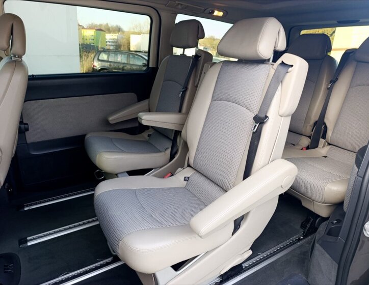 Mercedes-Benz Viano MPV 3,0 l 165 kw