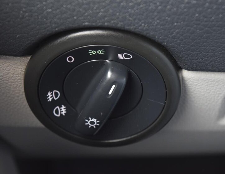 Volkswagen Transporter Kombi 2,0 l 110 kw