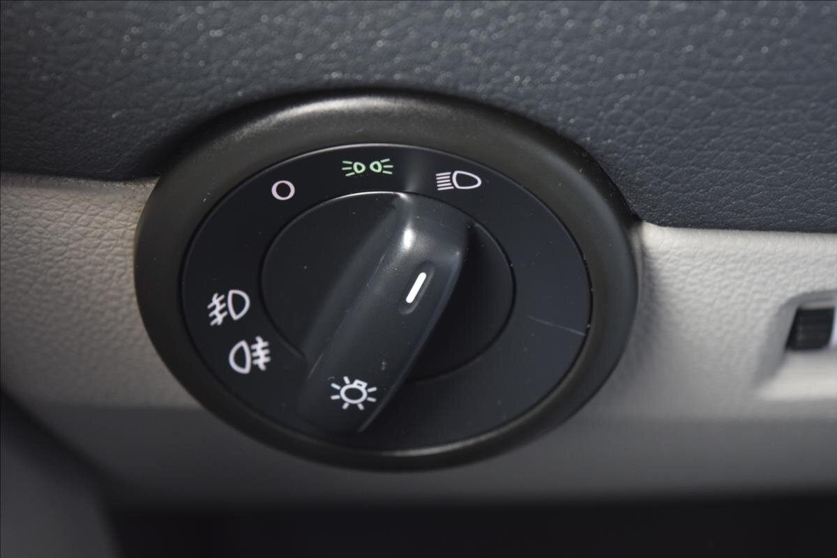 Volkswagen Transporter Kombi 2,0 l 110 kw