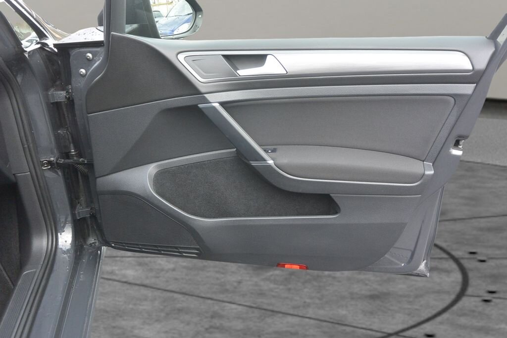 Volkswagen Golf Kombi 2,0 l 110 kw