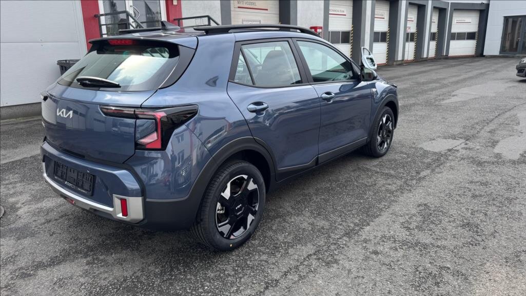 KIA Stonic CUV / Crossover 998,0 74 kw