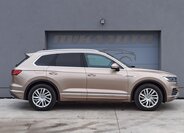 Volkswagen Touareg 4