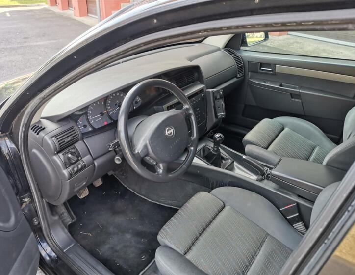 Opel Omega 10