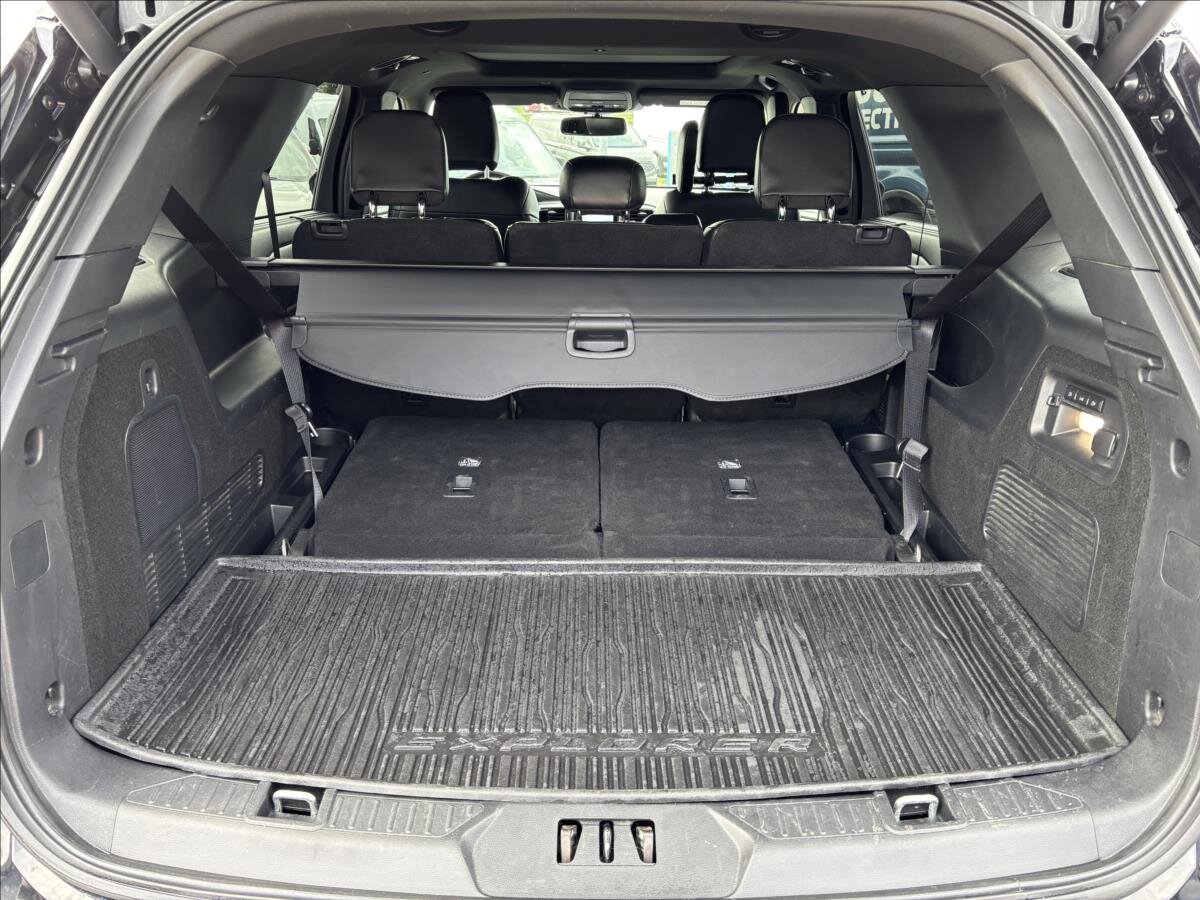 Ford Explorer SUV / Terénní 3,0 l 267 kw