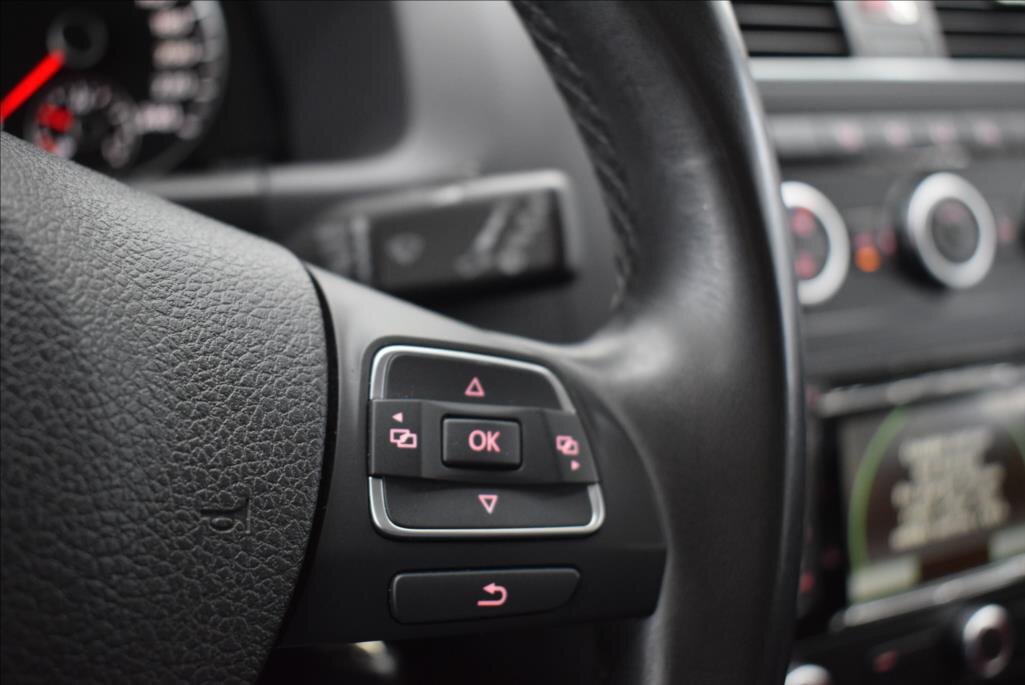 Volkswagen Touran Kombi 1,6 l 77 kw