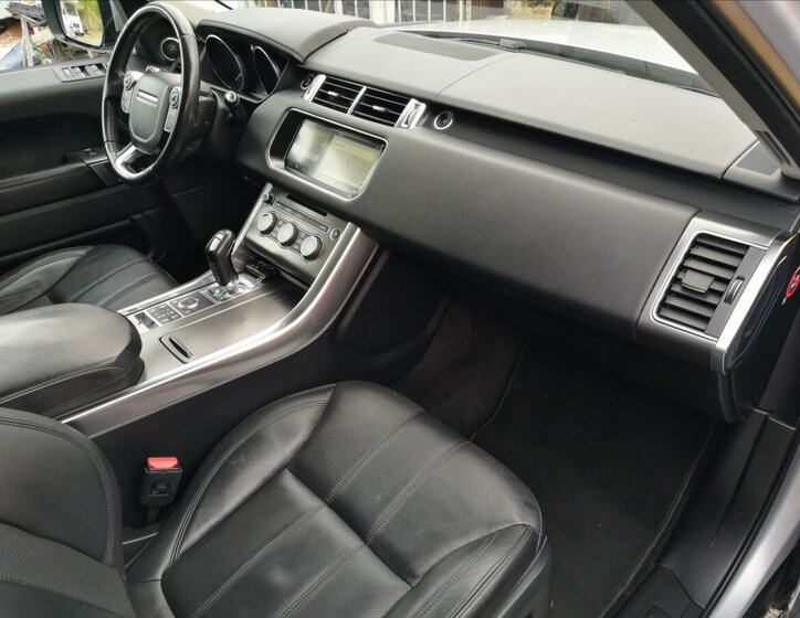 Land Rover Range Rover Kombi 3,0 l 225 kw
