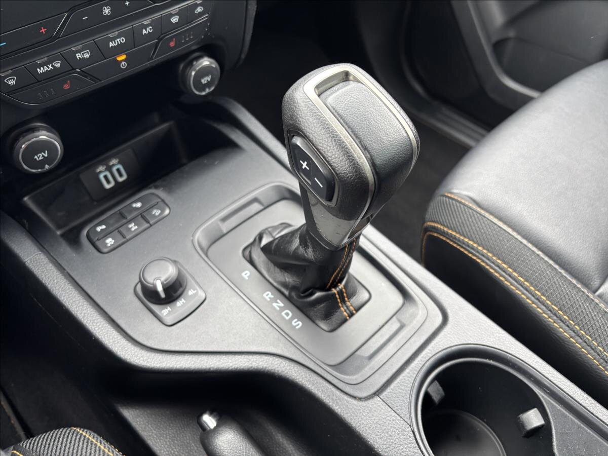 Ford Ranger Pick-up 2,0 l 156 kw