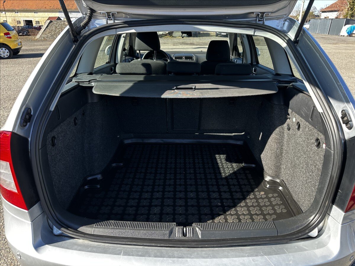 Škoda Octavia Kombi 1,6 l 77 kw